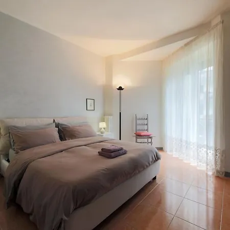 Private Parking - Family - 15 Min To *
