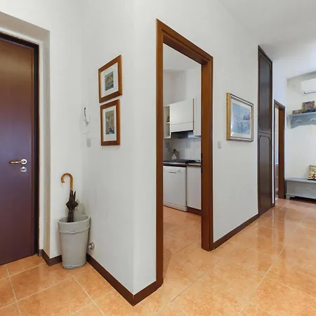 Private Parking - Family - 15 Min To